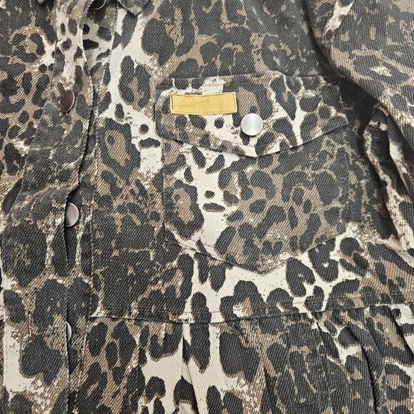 Mystree Leopard Print Denim Front Button Closure Jacket - Picture 13 of 14